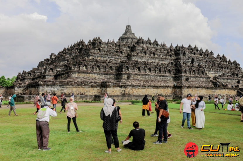 1. Candi Borobudur yang ada di Indonesia