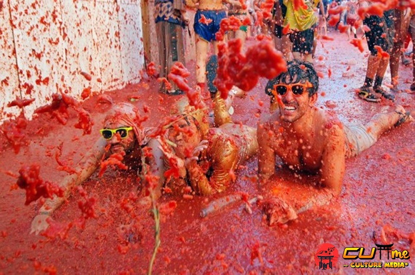 Sejarah Singkat La Tomatina