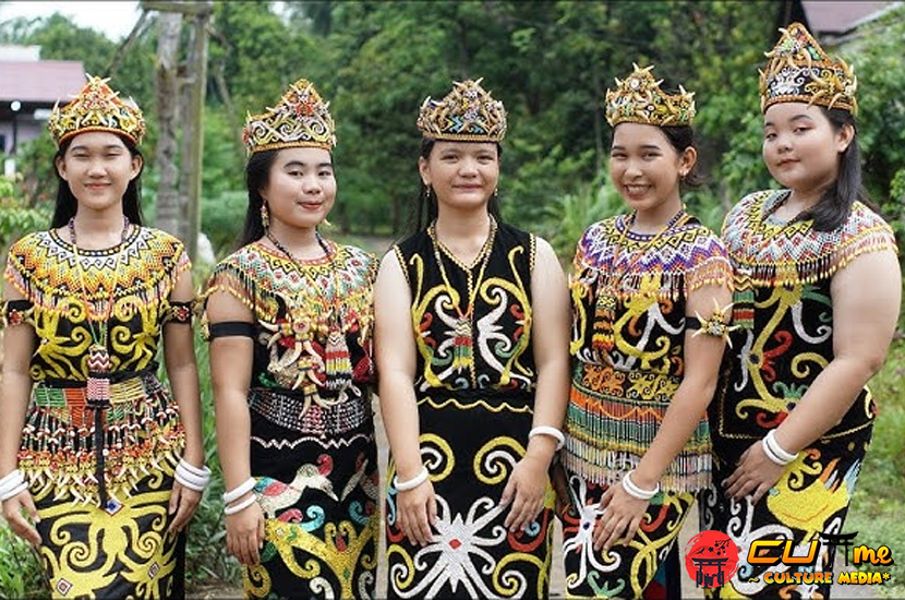 Kisah di Balik Setiap Gerakan: Sejarah dan Filosofi Tari Leleng!